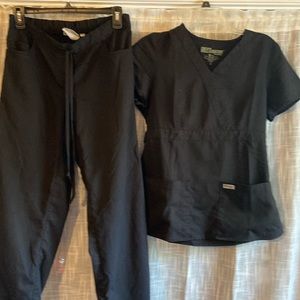 Grey’s Anatomy black scrub set. SMALL top/EXTRA Small bottom. Great condition